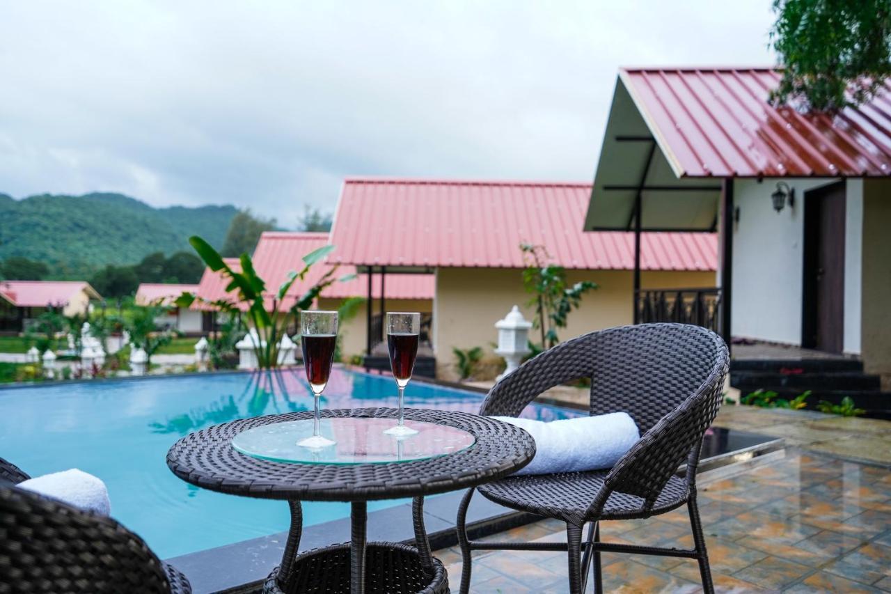 Ninad Homestays Karjat Extérieur photo