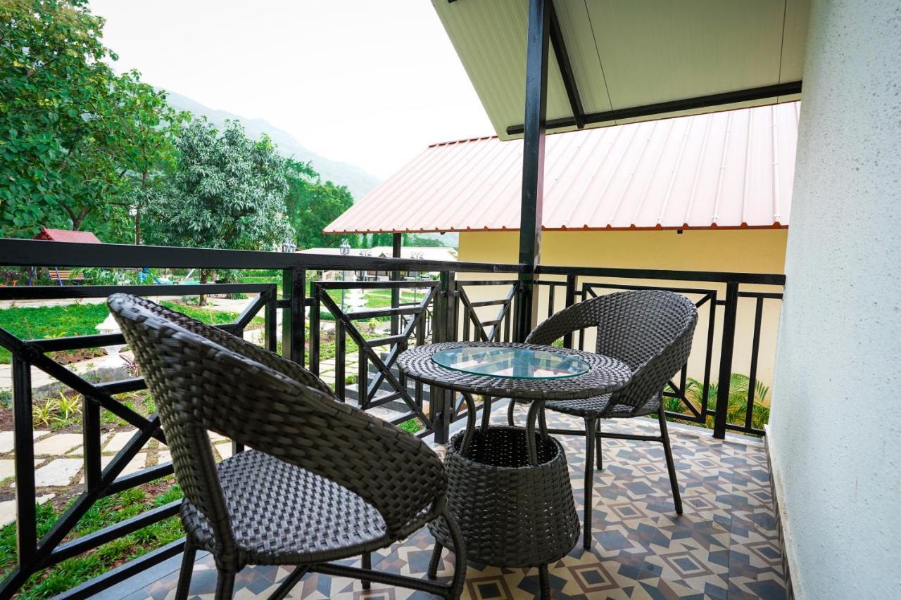 Ninad Homestays Karjat Extérieur photo