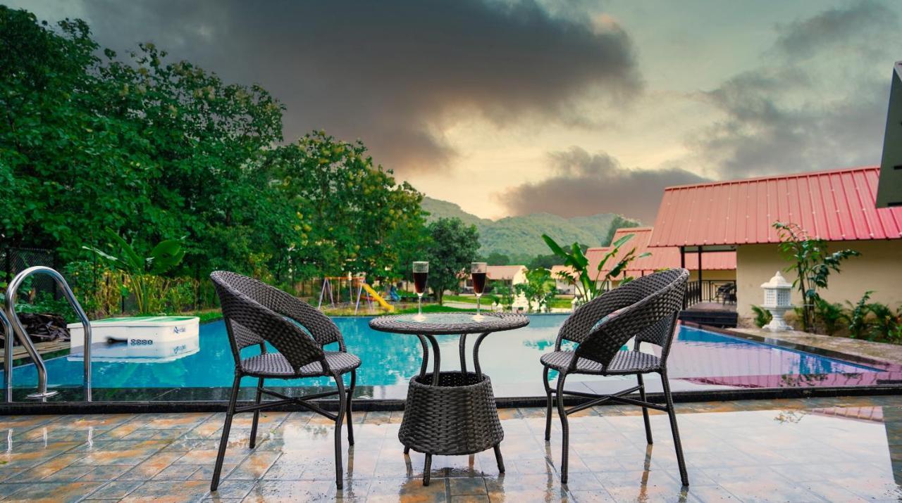 Ninad Homestays Karjat Extérieur photo